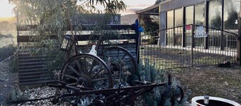 Pyrenees Farm Stay Amphitheatre. (Pet friendly) Bed and Breakfast.