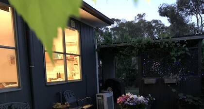 Pyrenees Farm Stay Amphitheatre. (Pet friendly) Bed and Breakfast.