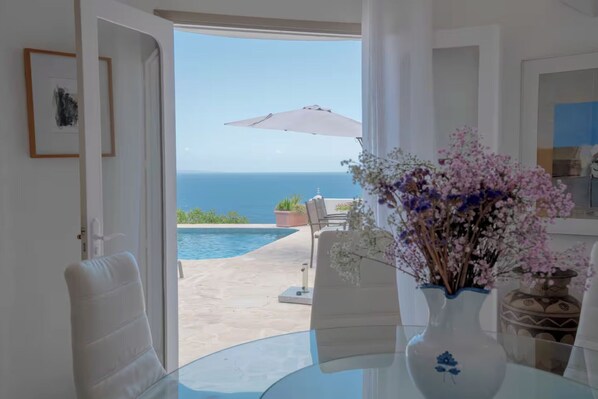 Dining - Can Pere, stunning sea views, Es Cubells, infinity pool (Sant Josep de sa Talaia, Illes Balears)