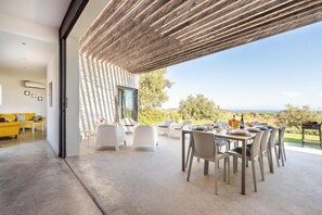 Outdoor dining - Villas Cialtrona and Noto (Noto)