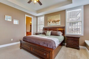 3 bedrooms, iron/ironing board, WiFi, bed sheets