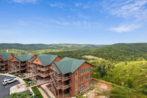 Exterior - 47-3 The Sanctuary Closest to SDC Next Door to Clubhouse w/Indoor/Outdoor Pools & Splashpads (Branson)