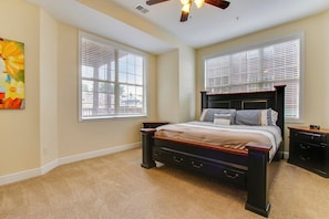 3 bedrooms, iron/ironing board, free WiFi, bed sheets - 47-3 The Sanctuary Closest to SDC Next Door to Clubhouse w/Indoor/Outdoor Pools & Splashpads (Branson)