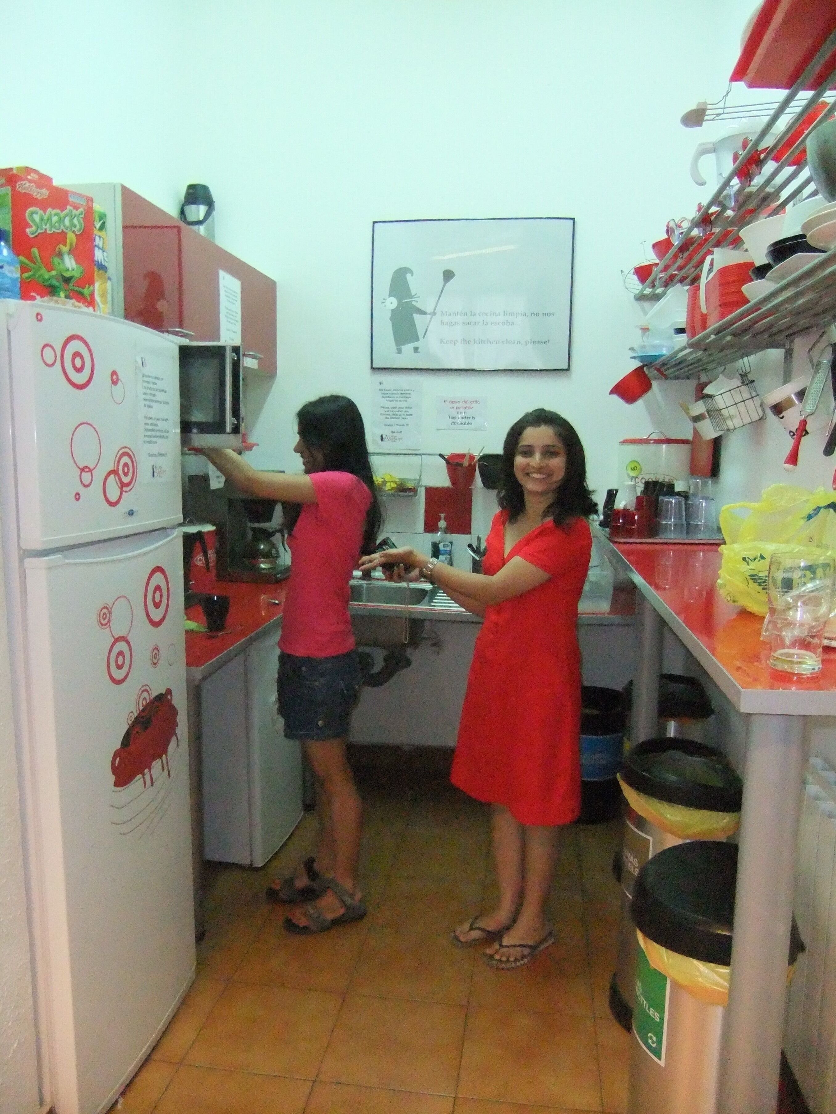 Enjoy a pet-friendly hostel-house 20 minutes from the Guggenheim!