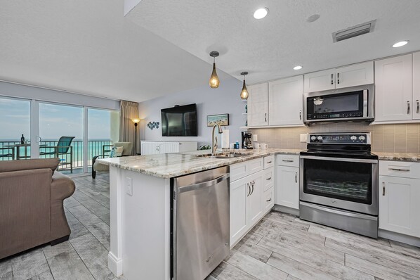 Fridge, microwave, oven, stovetop