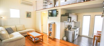 ALLAMBIE COTTAGES - VILLA 3: Bright