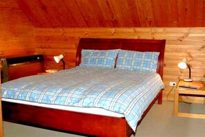 3 bedrooms, iron/ironing board