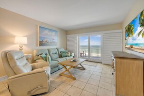 TV, DVD player - Direct oceanfront 2/2 with private balcony, heated beachfront pool, and beach access (New Smyrna Beach)