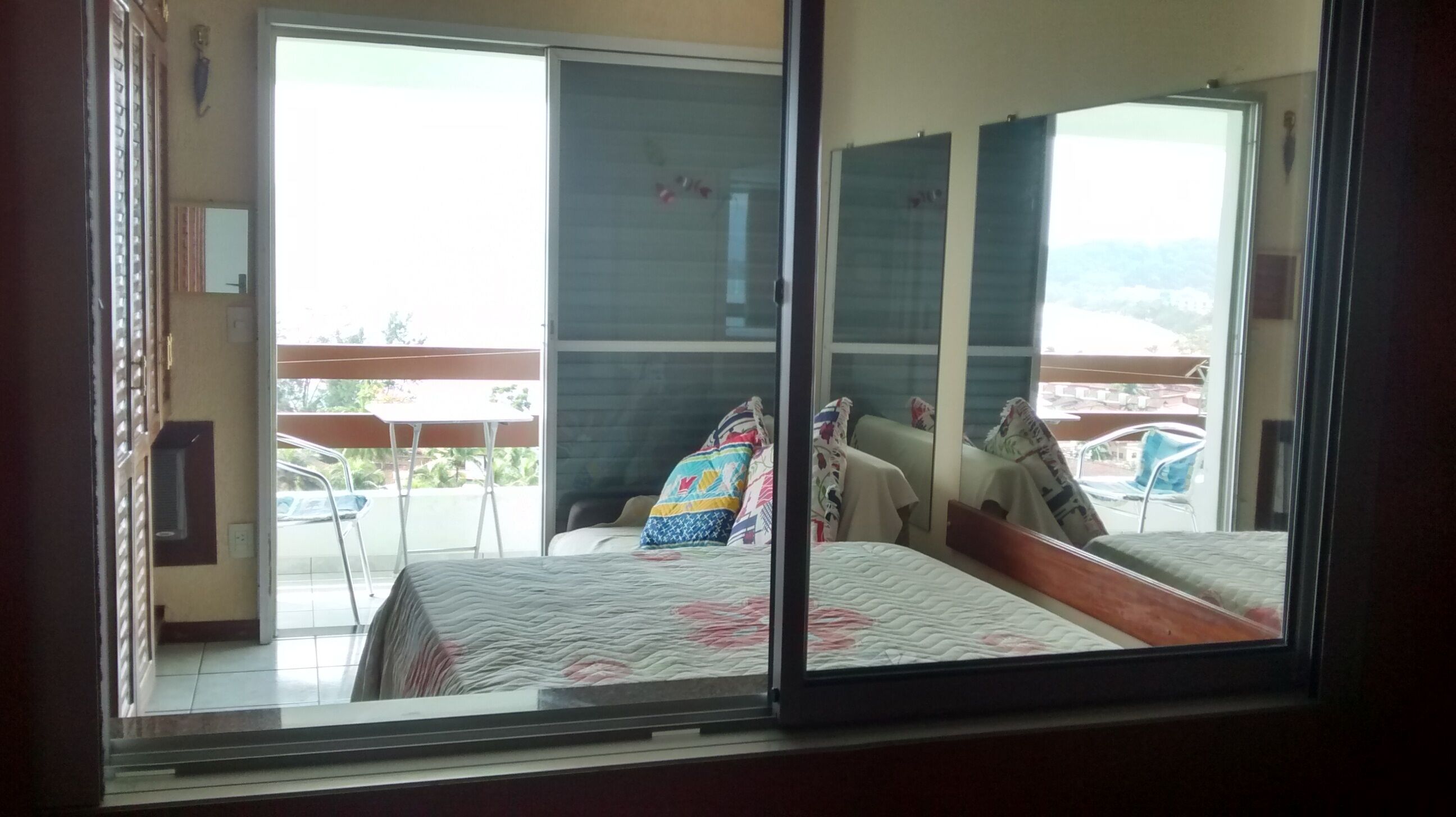 01 bedroom apt, for 04 people + 01 child, facing the sea!