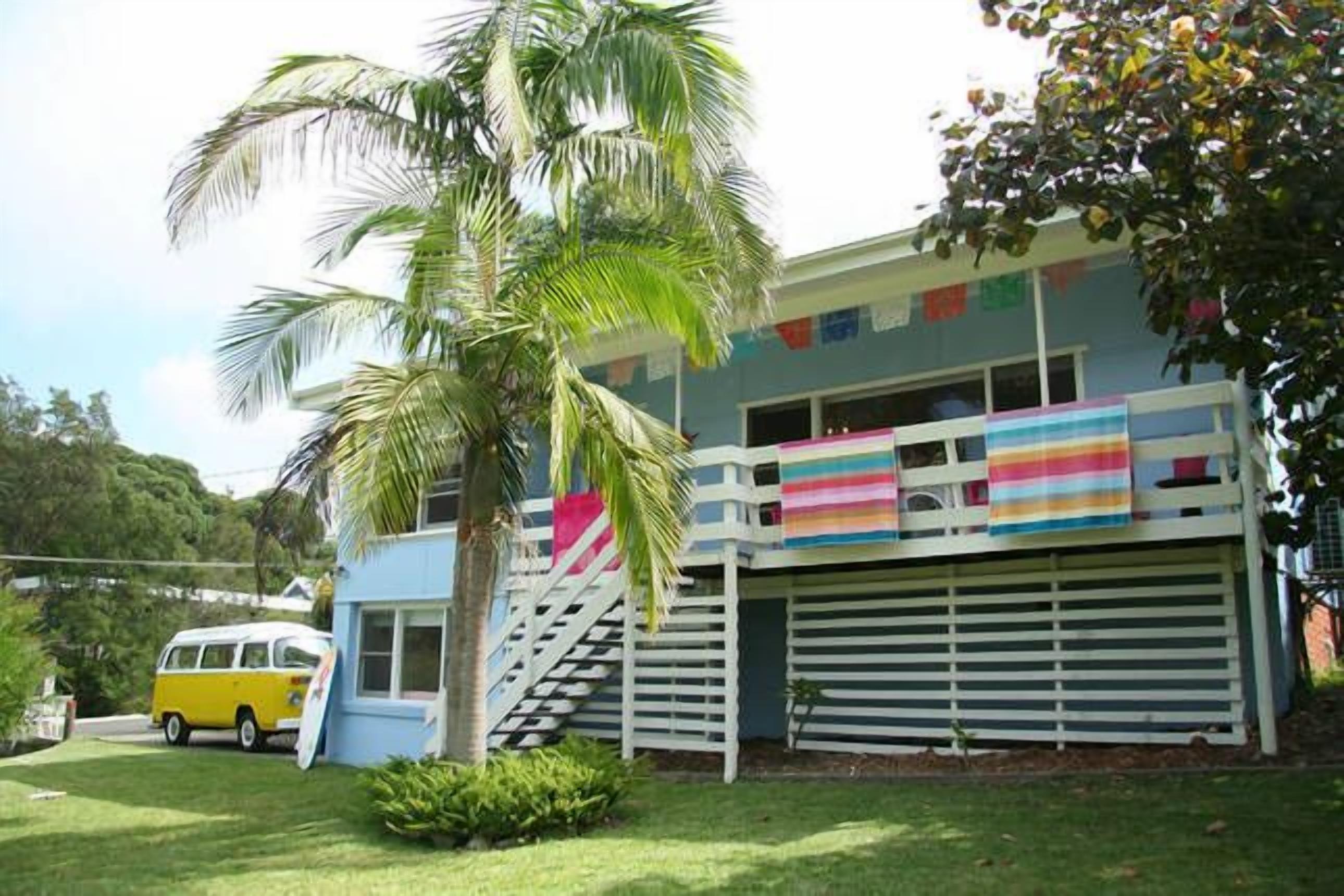 Laguna Blue at Hyams Beach- with WIFI - Pet Friendly & 4pm check-out on Sundays  — image 16