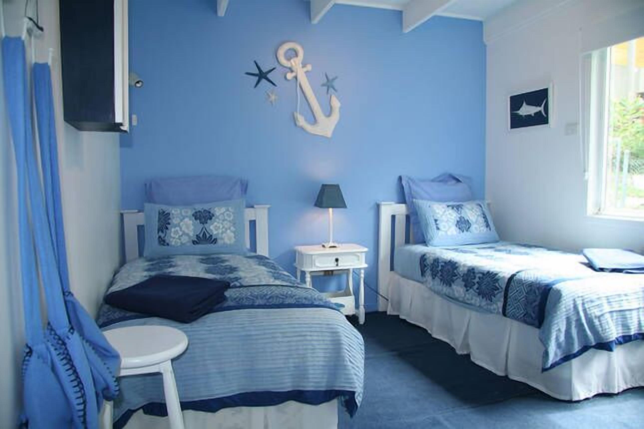 Laguna Blue at Hyams Beach- with WIFI - Pet Friendly & 4pm check-out on Sundays  — image 11