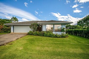 Exterior - Ota House - a 2br/1.5ba mountain view home in Princeville (Princeville)