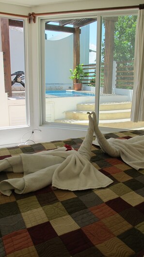 1 bedroom, in-room safe, iron/ironing board, free WiFi