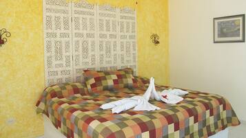 1 bedroom, in-room safe, iron/ironing board, free WiFi