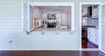 The Frangipani Farm - luxury accommodation on the Sunshine Coast