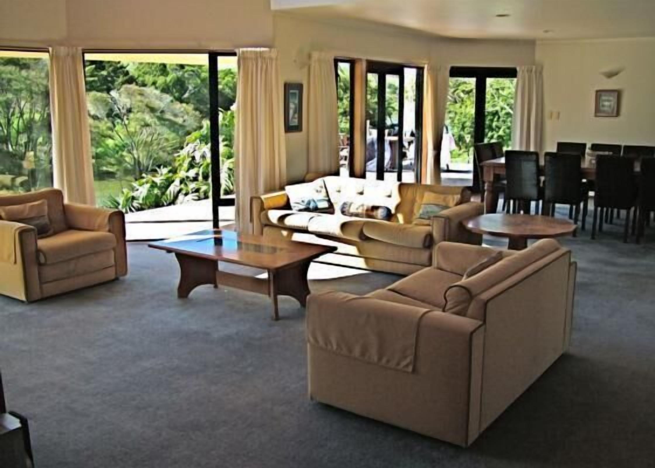 Waitangi River Lodge Lounge