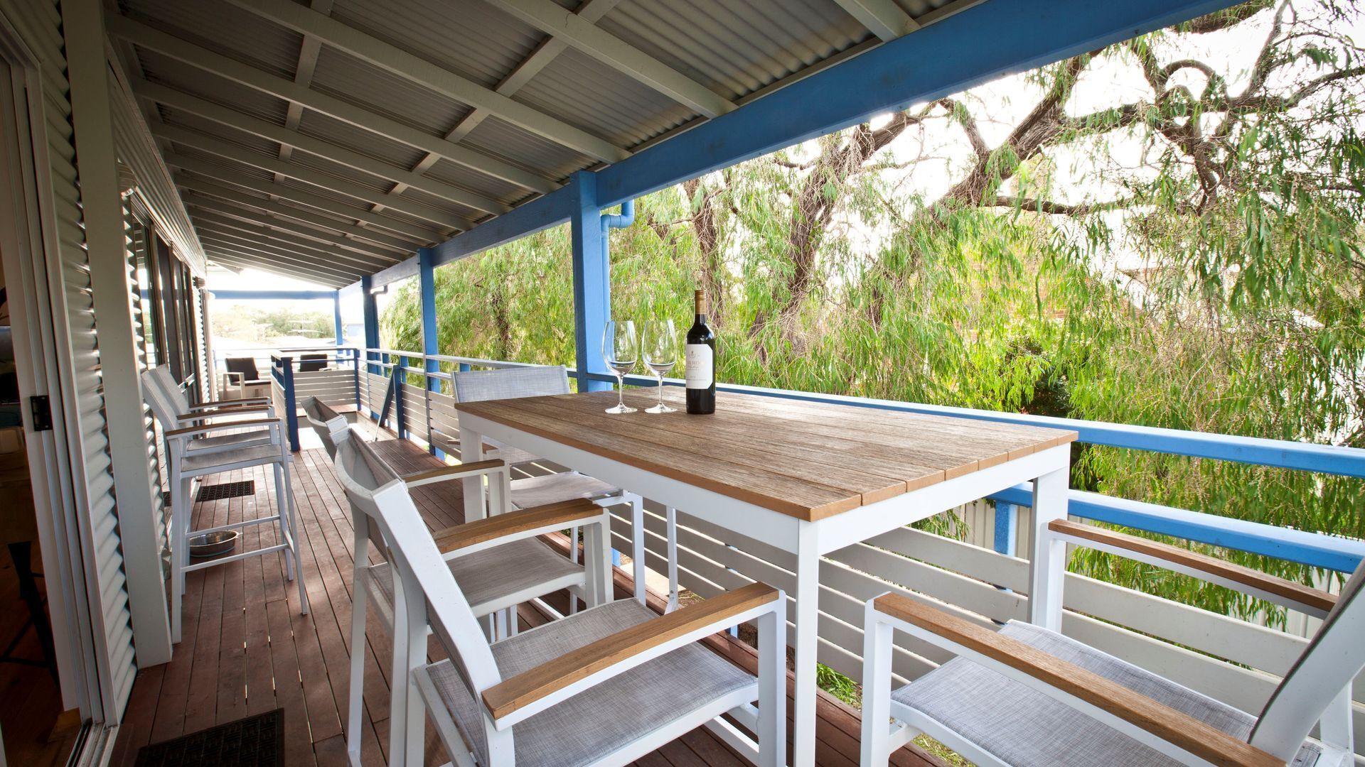 Treehouse by the Sea — image 5