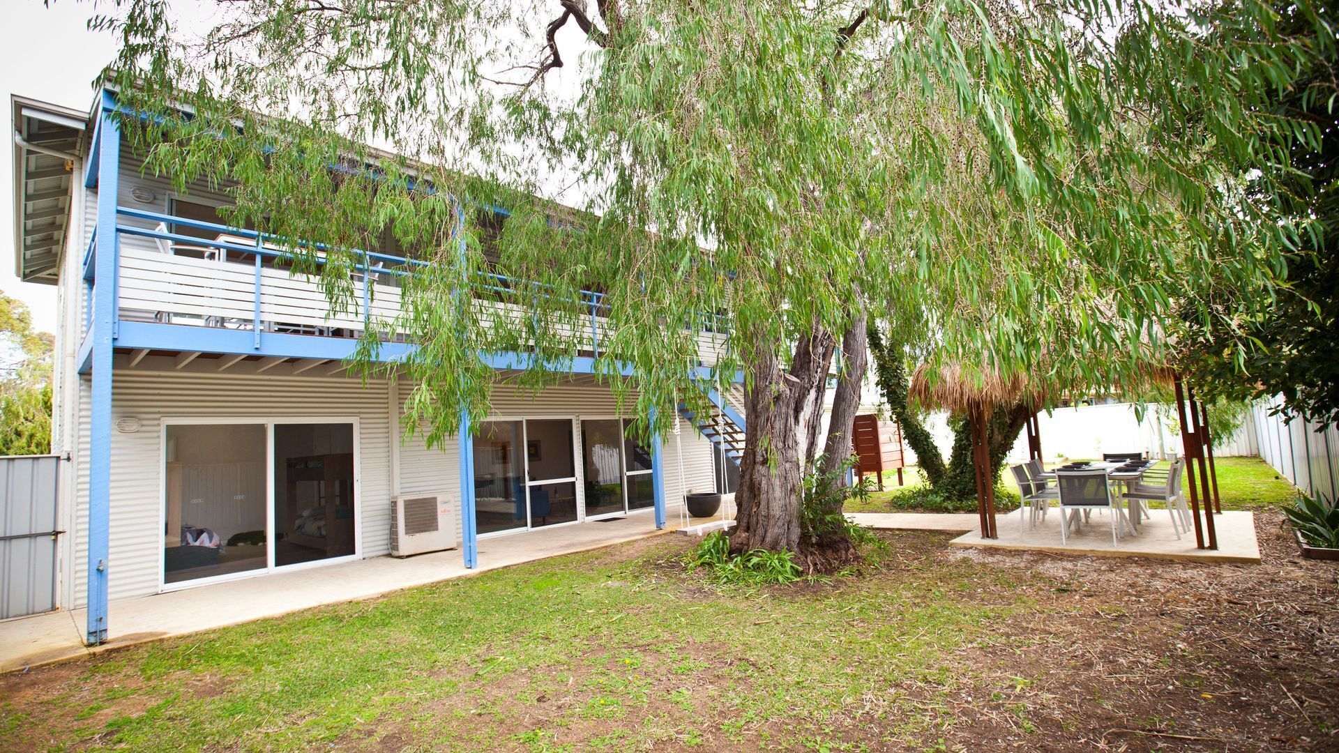 Treehouse by the Sea — image 20