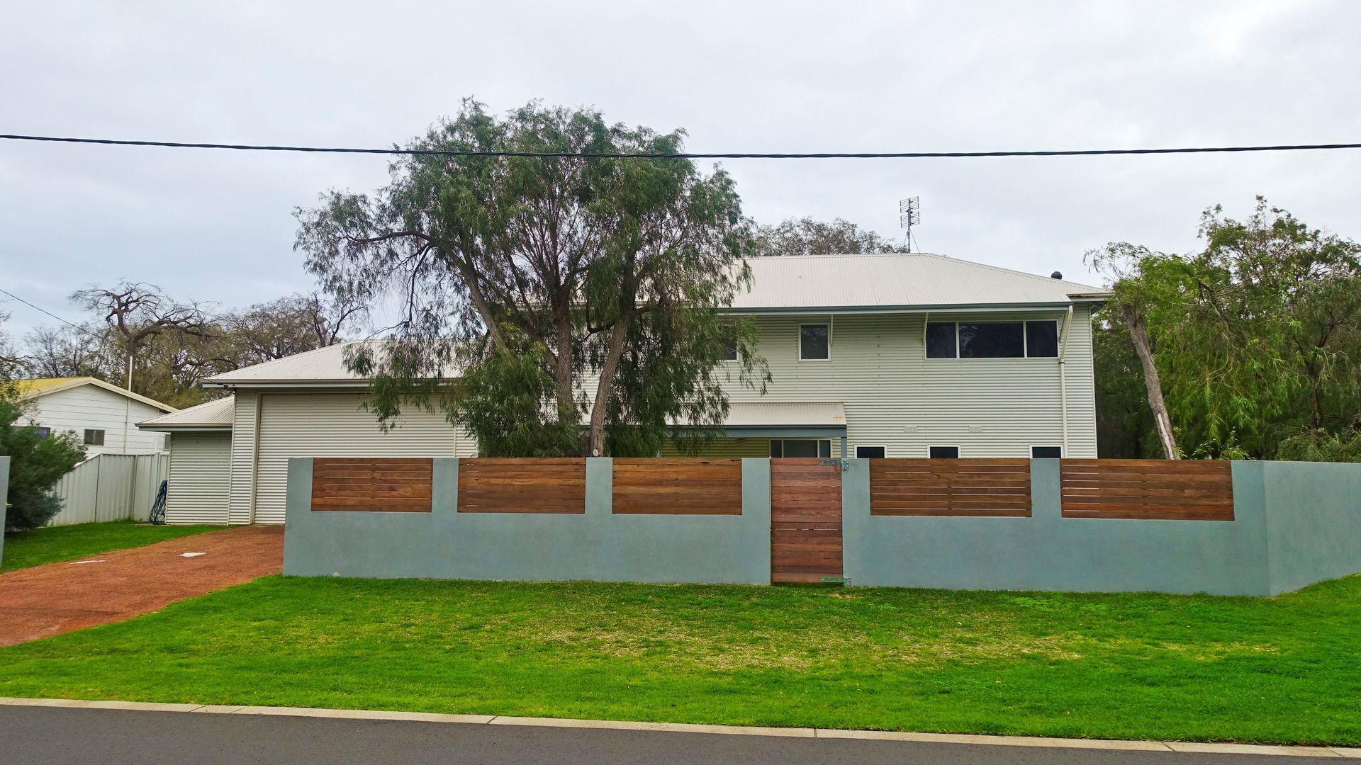 Treehouse by the Sea — image 2