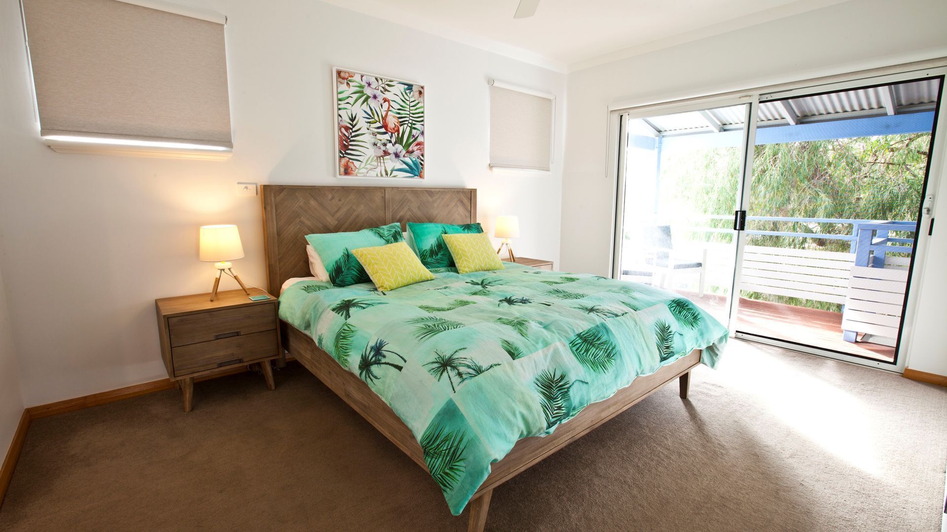 Treehouse by the Sea — image 9