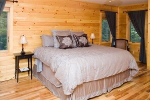 5 bedrooms, desk, iron/ironing board, free WiFi