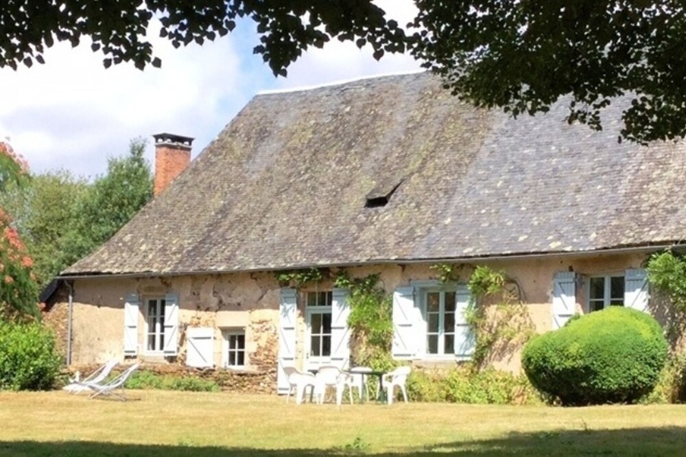 Gîte des Chaises Basses - Typical house in Corrèze in absolute calm
