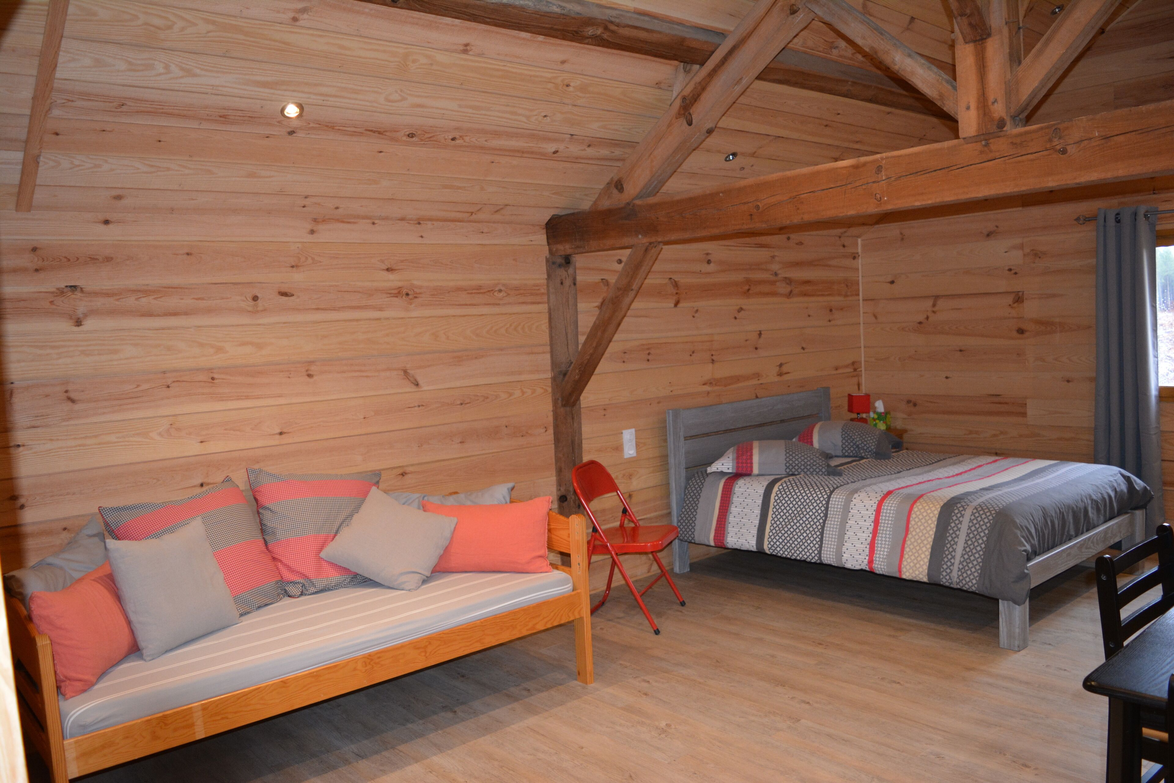 Le Nichoir between Landes forest and Armagnac vineyard