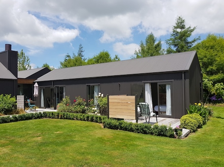 Exterior. Watershed - Lake Karapiro