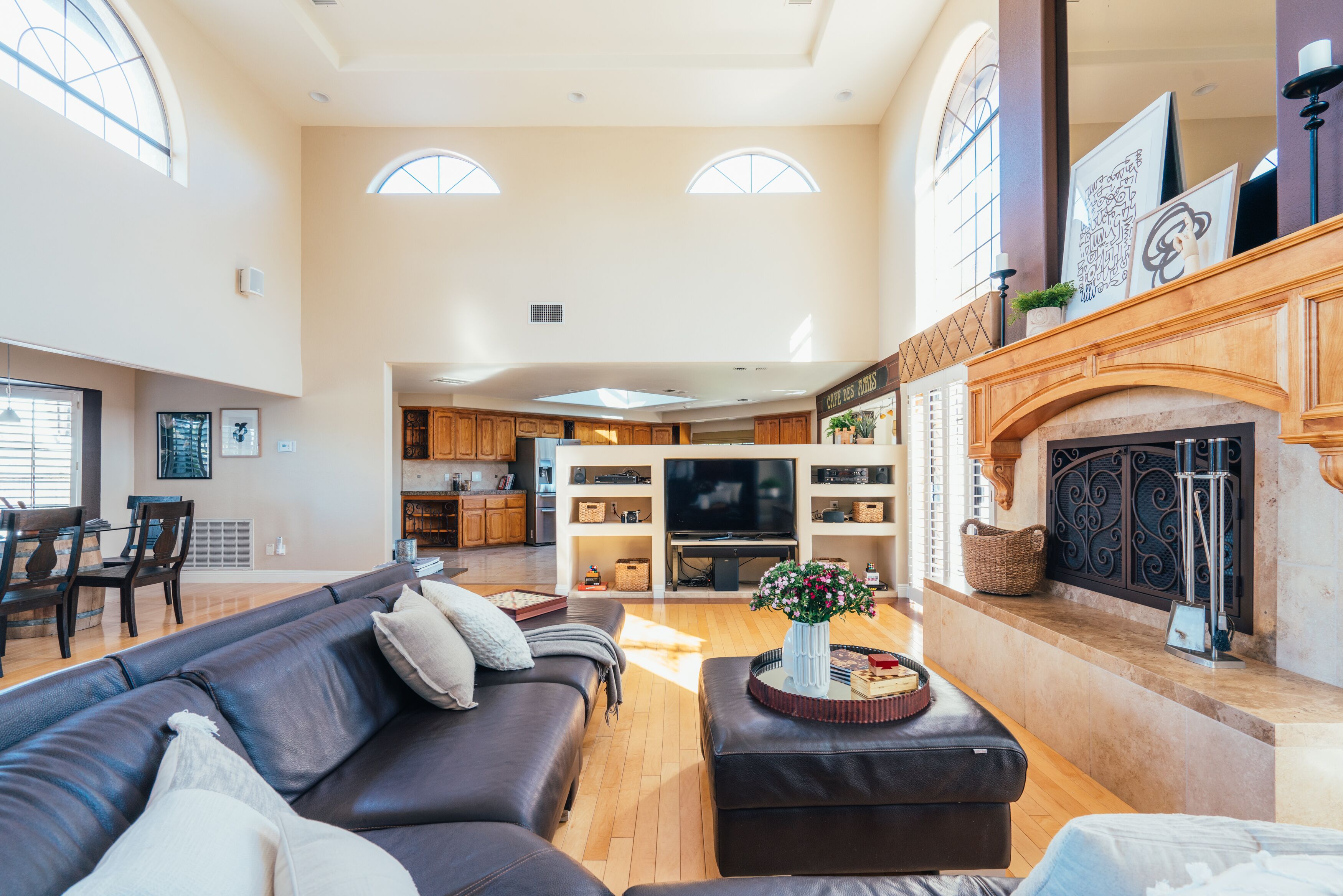 Moana by AvantStay | Prvt Oasis w/ Scenic Views | Tiki Bar & Pool w/ Water Slide