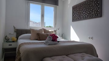 1 bedroom, iron/ironing board, bed sheets, wheelchair access