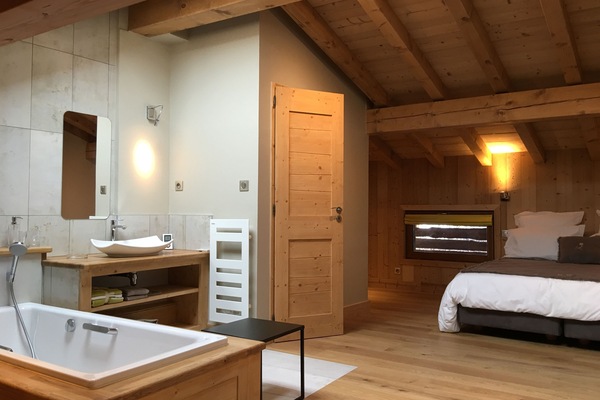 Calme et repos au coeur du hameau de Chandon