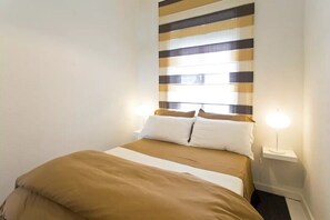 3 habitaciones, tabla de planchar con plancha y wifi gratis