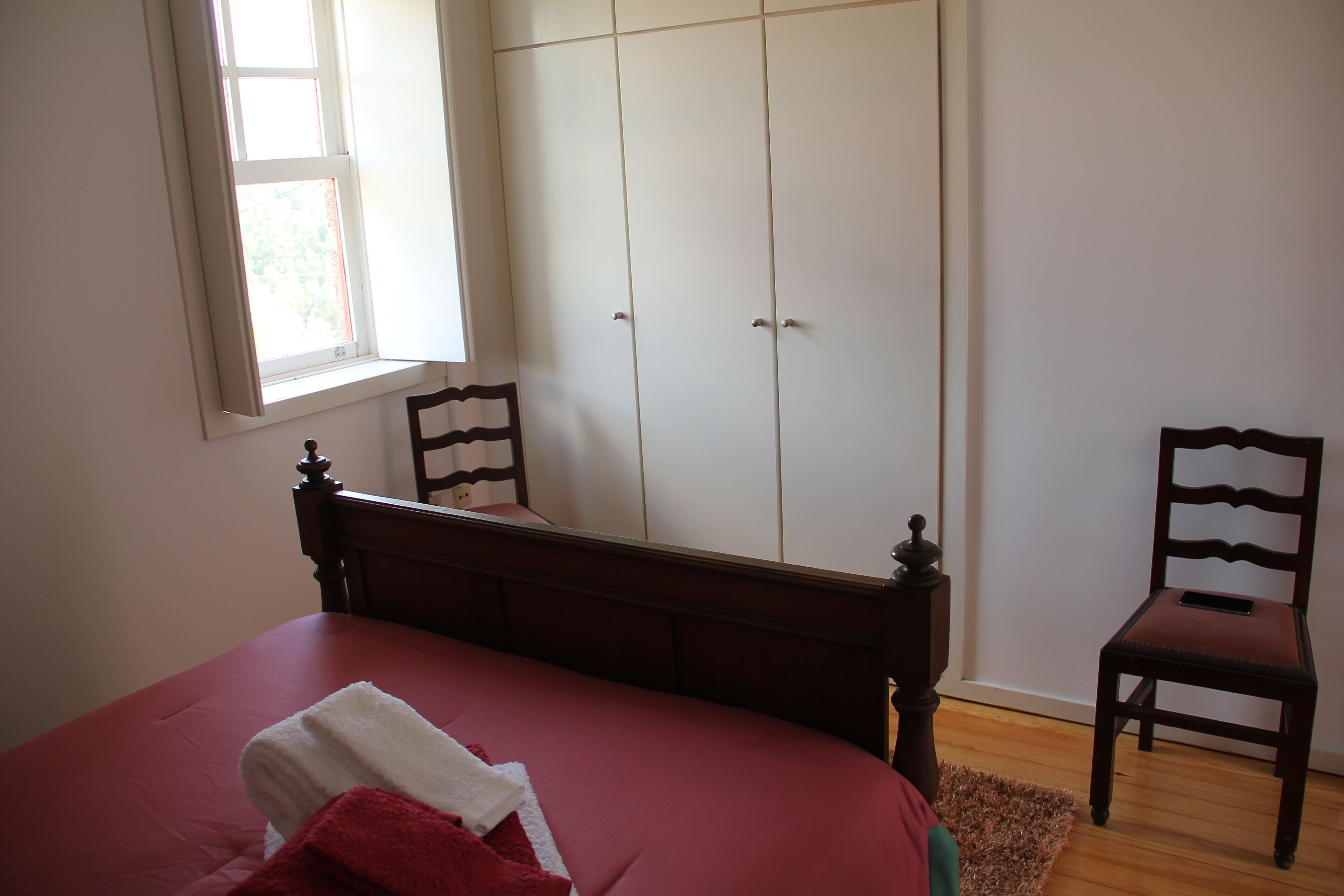 walkway of the Paiva River - Várzea river beach (1km)