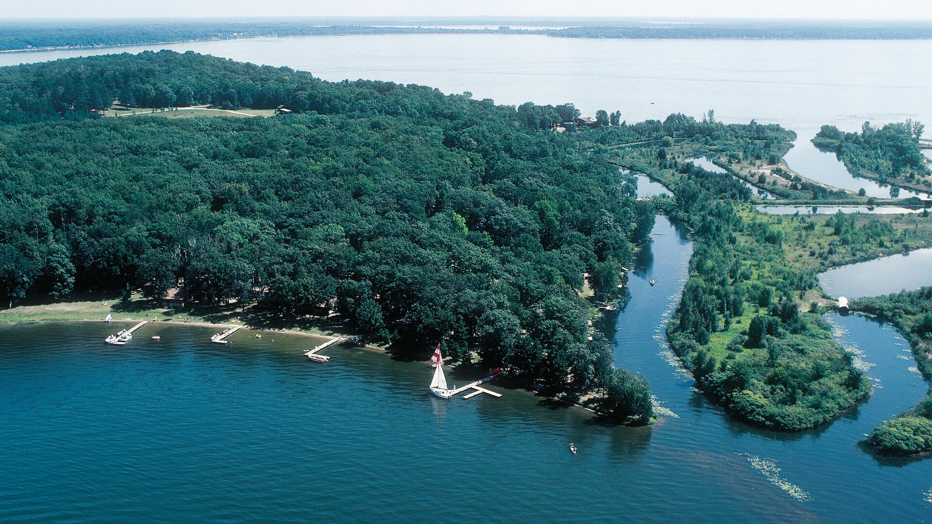Ideal Location On Level, Sandy Shore On Beautiful Gull Lake In Brainerd Lakes