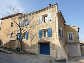 Exterior - Authentic village house of 150 m² with swimming pool close to the city center (Sablet)