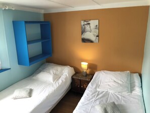 2 Schlafzimmer, Bügeleisen/Bügelbrett, kostenloses WLAN