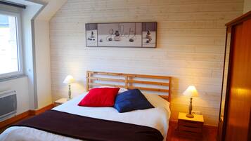 3 chambres, fer et planche Ă repasser, lit parapluie, Wi-Fi gratuit