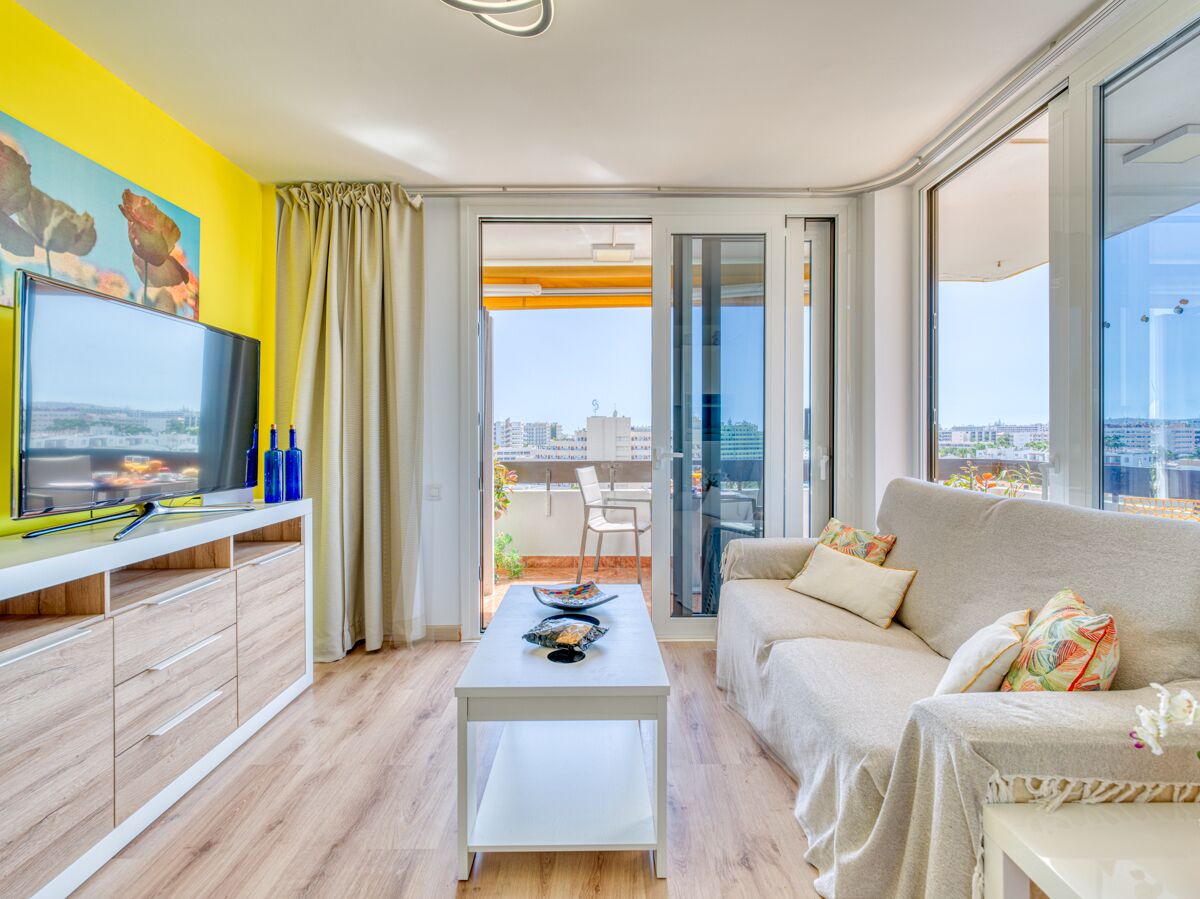 Fernseher, Stereoanlage