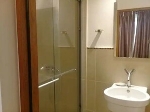 Towels, toilet paper - Pets-friendly Condo On Sandy Beach, Internet, Pool, A/C, In Sosua Center (Sosua)