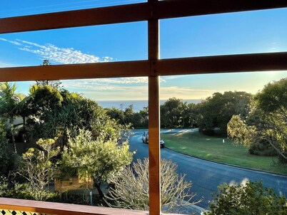 Angourie Beach House - total ocean views