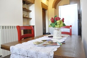 تناول الطعام