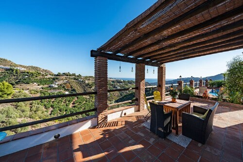 Mountain farmhouse with sea views