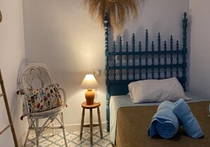 2 bedrooms, desk, iron/ironing board, travel cot