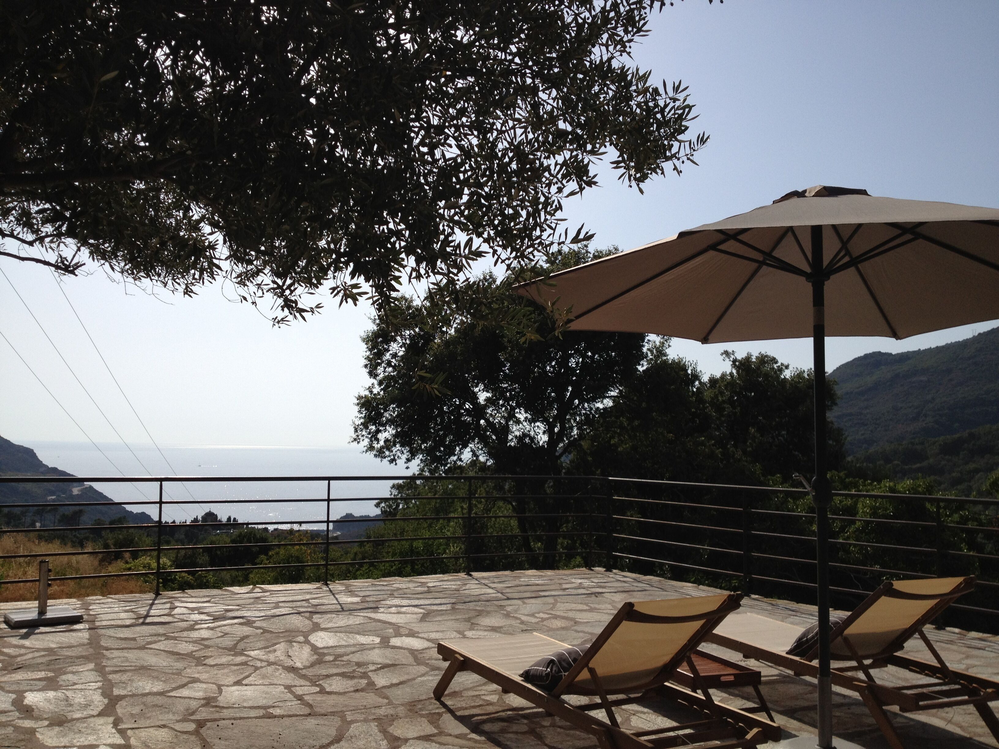 Vue mer de la terrasse.