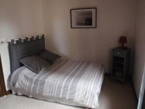 1 chambre, Wi-Fi gratuit, draps fournis