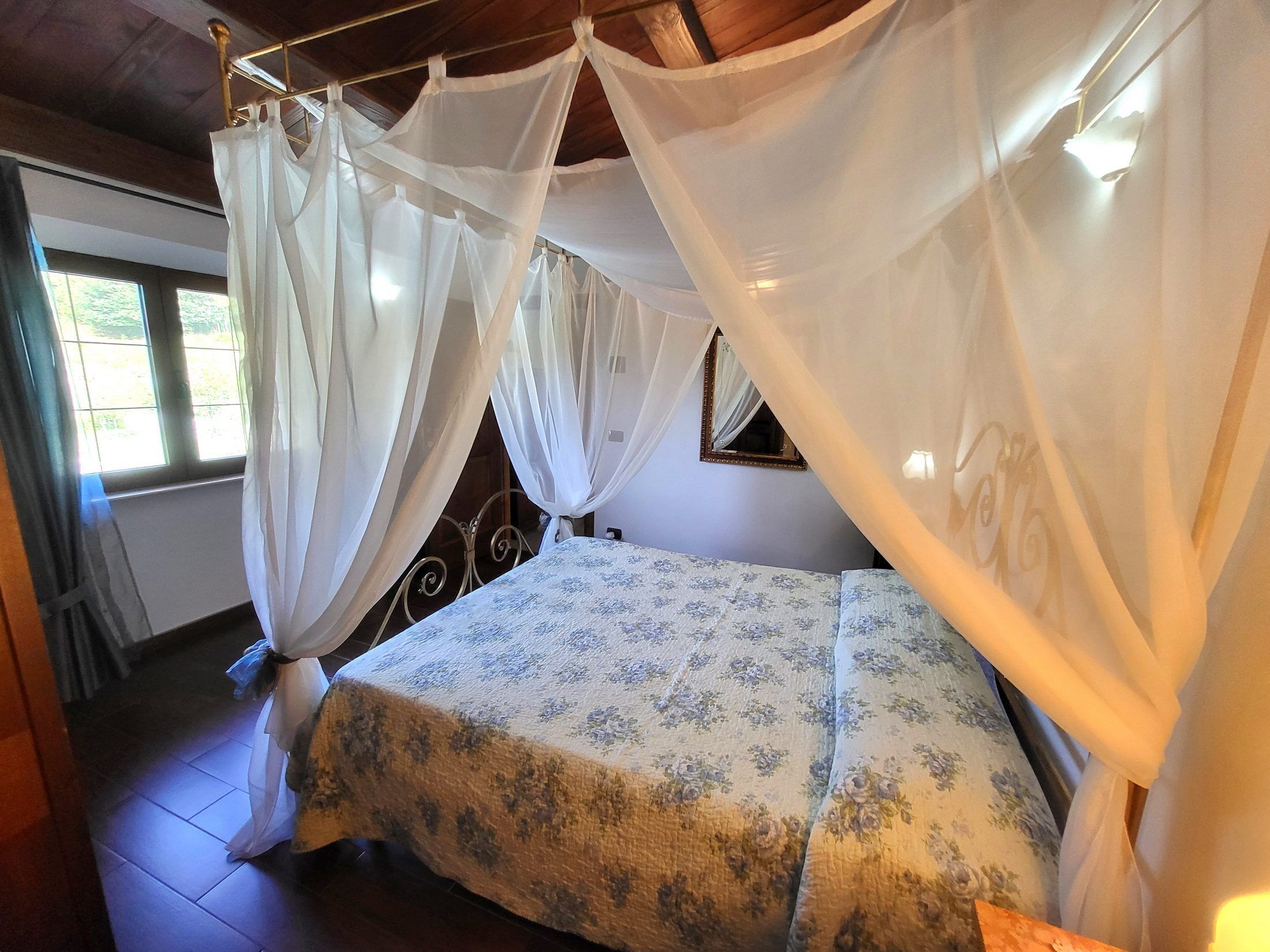 3 chambres, fer et planche à repasser, accès Internet, draps fournis