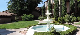 Hermoso condominio, cocina de granito, bóvedas, cerca de Zion's, Tuacahn, senderos para bicicletas