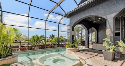 5 Kings / En / Suites, 5 MIn. Persianlahden pääsy, yksityinen retriitti eteläisellä altistuksella