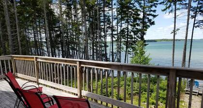 Suuri talo Gouldsboro Bayssä; Huikeat näkymät