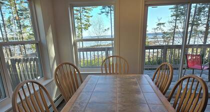 Large Oceanfront house in Gouldsboro, Maine near Acadia NP; Views!